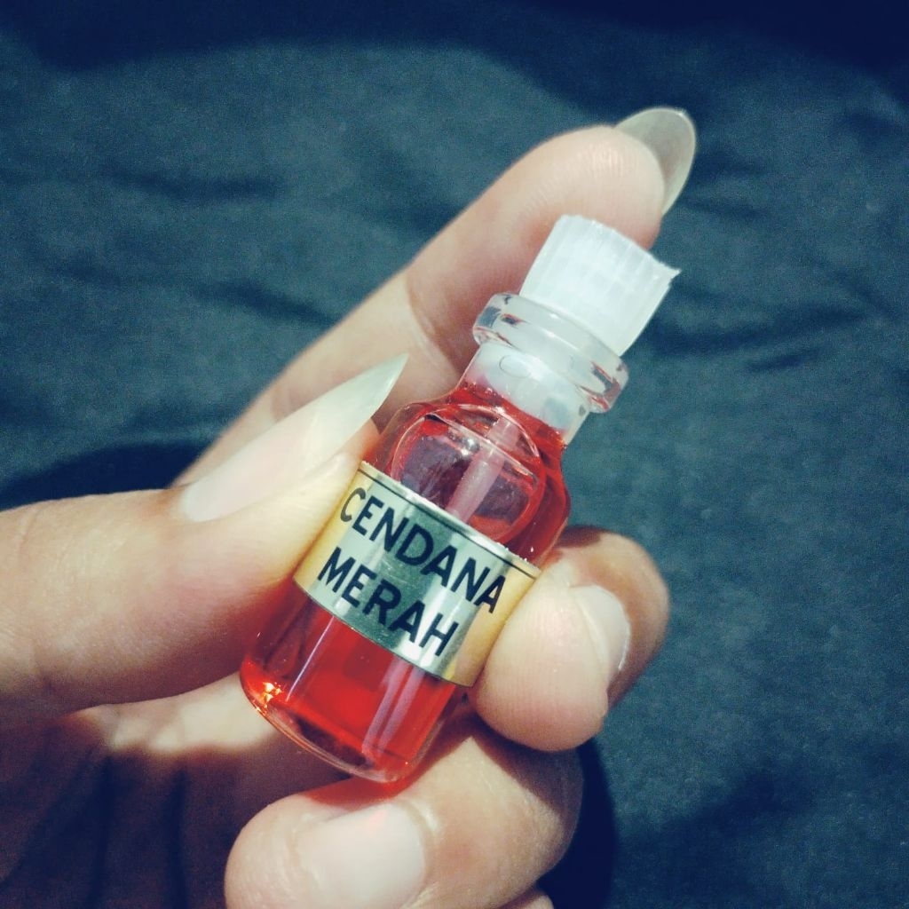 DEKORASI MINYAK OLES CENDANA MERAH