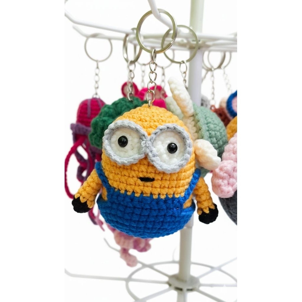 Gantungan kunci handmade - Minion (bob) keychain crochet