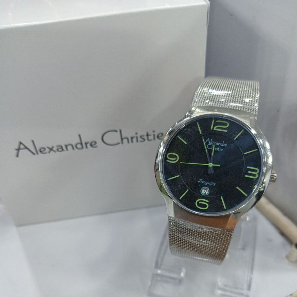 Alexandre Christie pria rantai pasir 8429