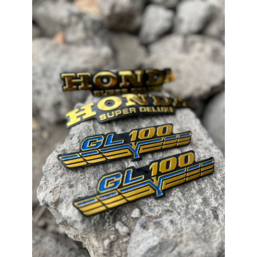 EMBLEM LOGO TANGKI SET LOGO TUTUP AKI HONDA GL100 EMBLEM LOGO TANGKI GL 100 SET TUTUP AKI