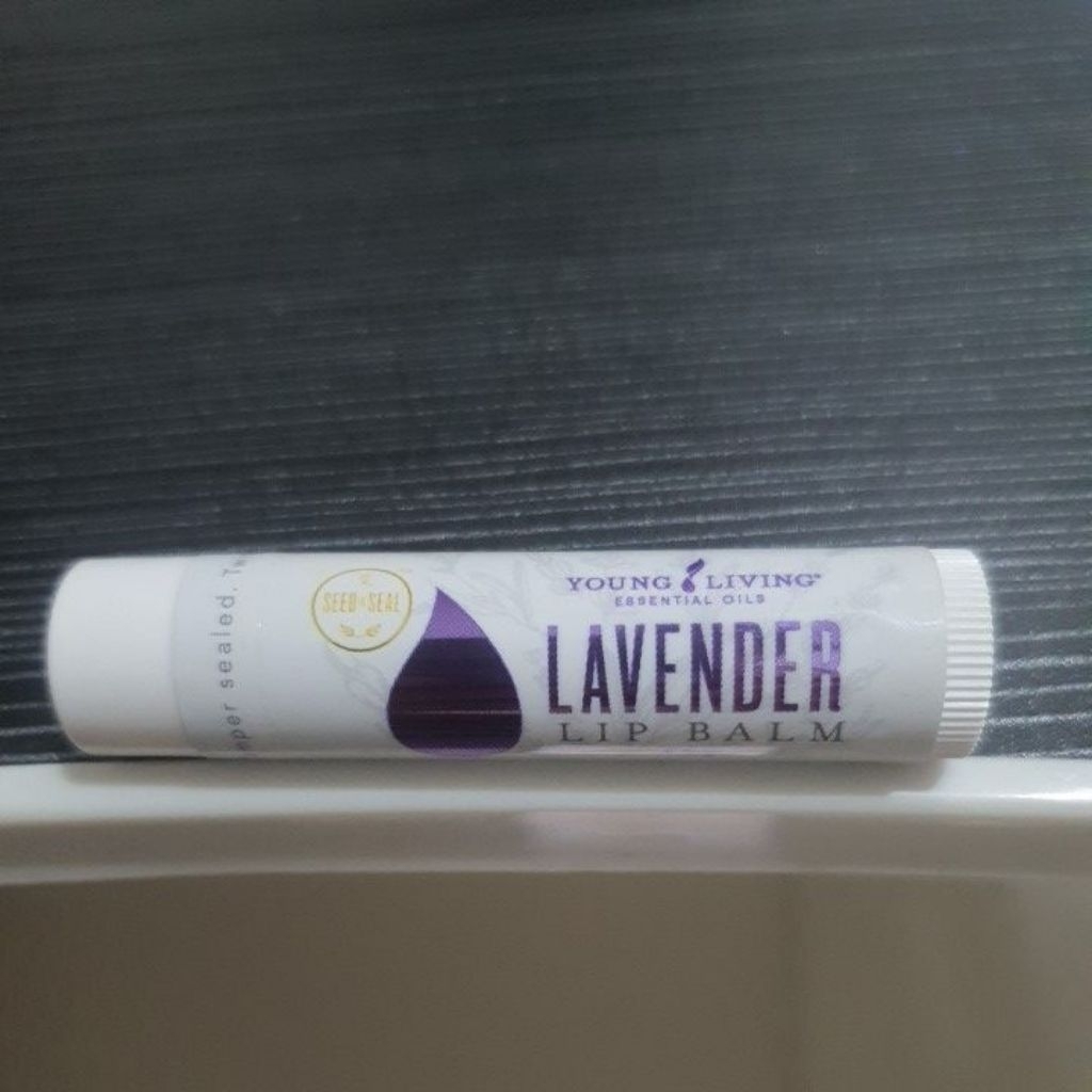 Young Living Lip Balm Lavender Ori New