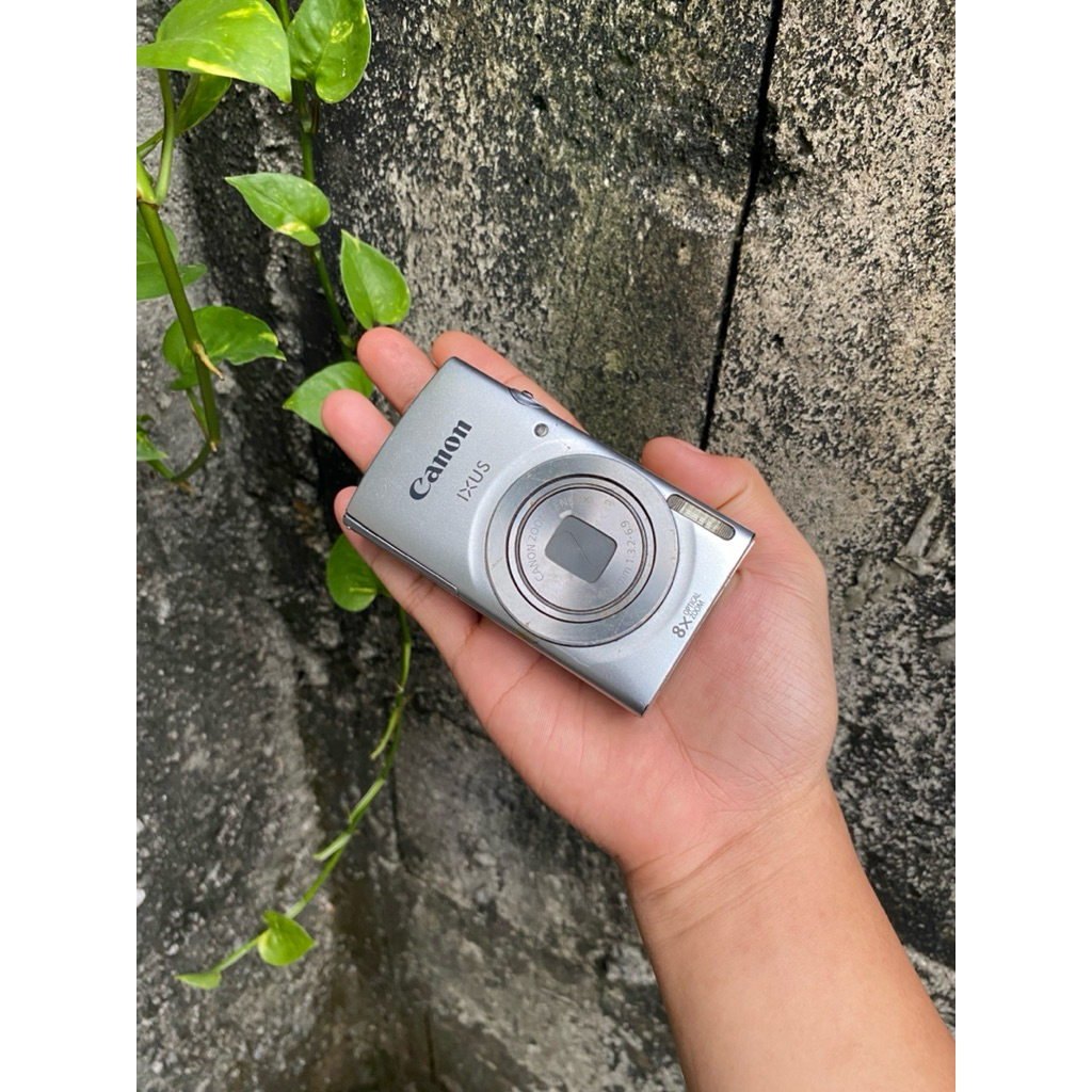 Camera canon ixus 145 minus