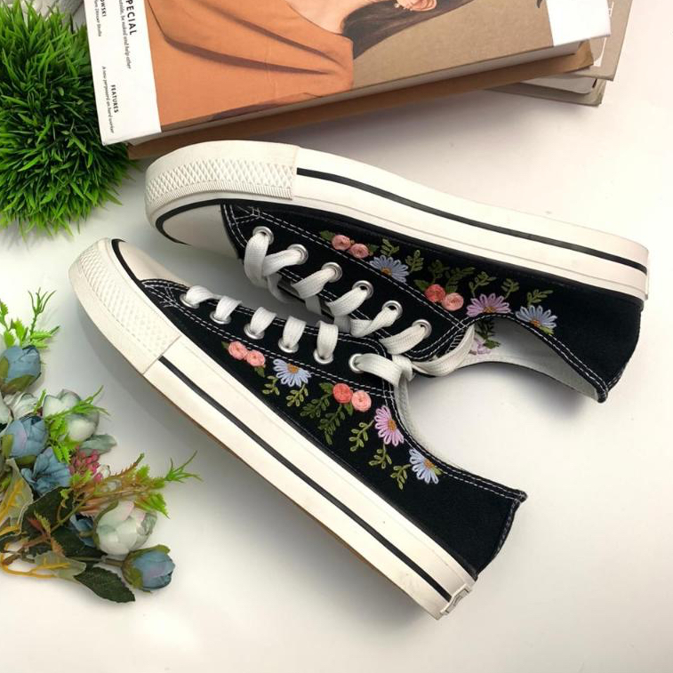 VALERIE LOW SHOES EMBROIDERY-SEPATU ORIGINAL CONVERSE & SEPATU SNEAKERS KANVAS