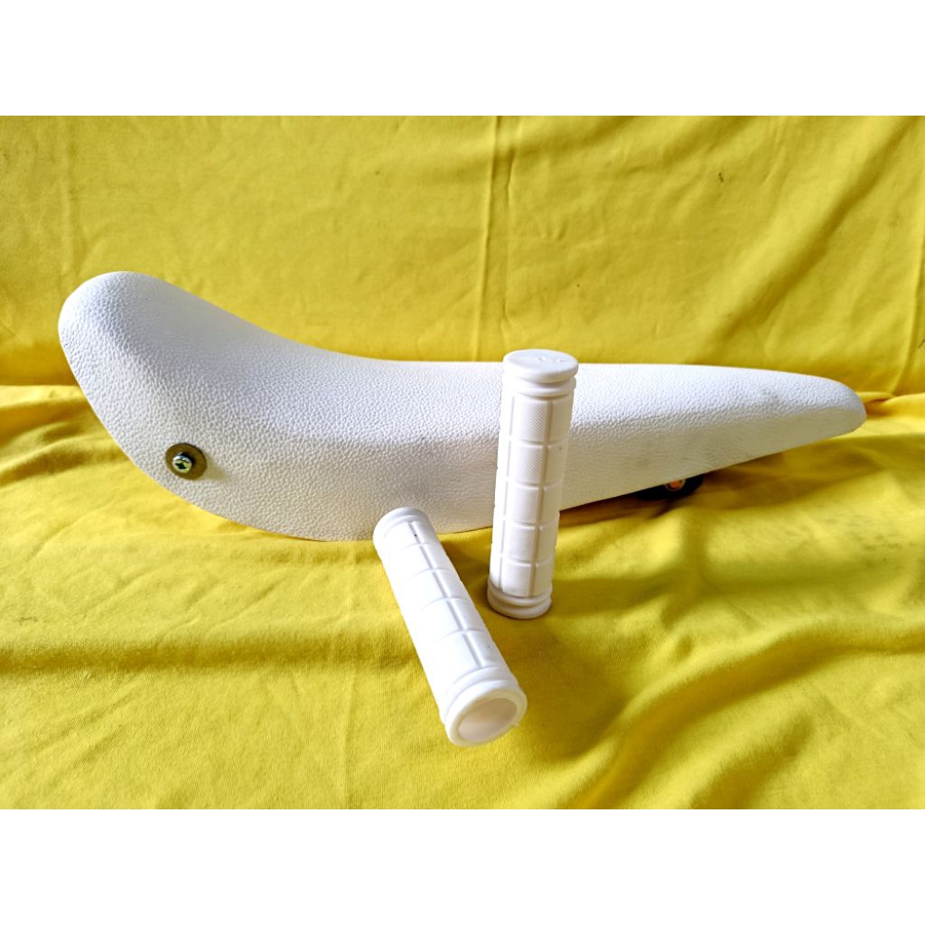 Sedel Bananaseat Lowrider 20 Handgrip Putih