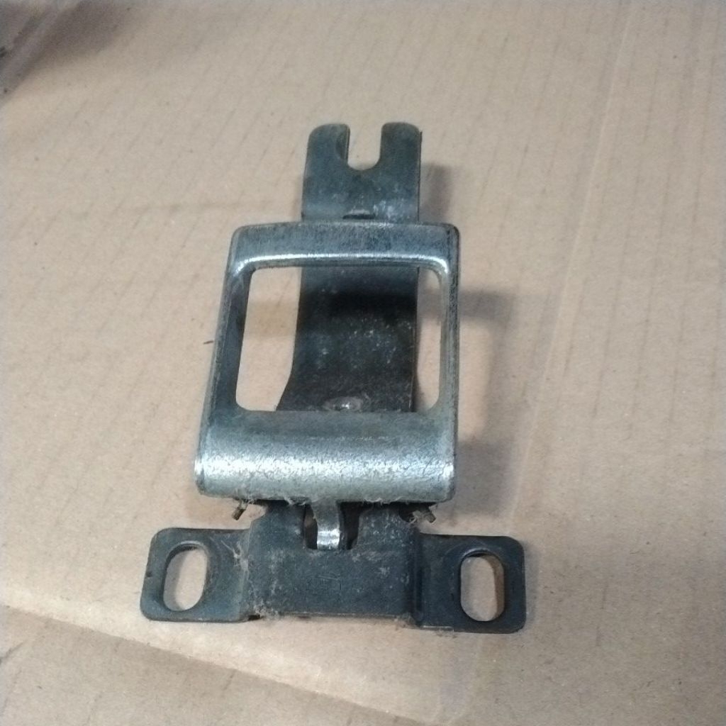 HANDLE PINTU DALAM TOYOTA CORONA RT 100-104