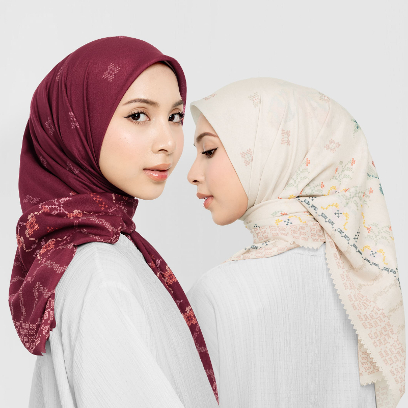 ZAZI - ARUNIKA Scarf Hijab Segi Empat Motif Printing 115x115