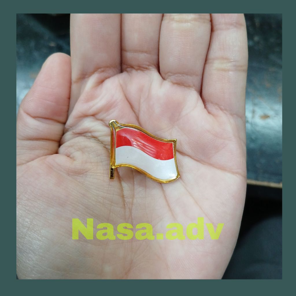 Pin Bendera Merah Putih Kibar