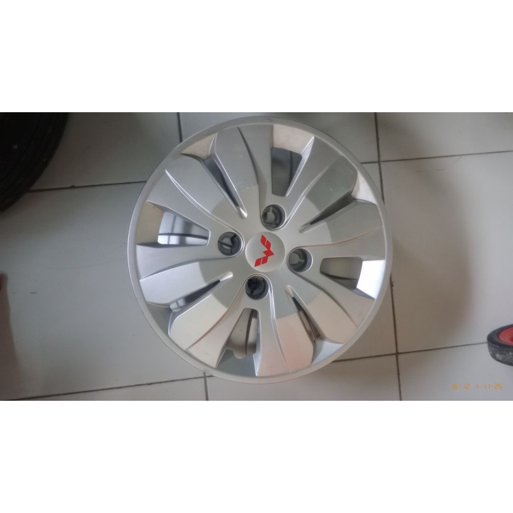Dop Velg Kaleng Wuling R15