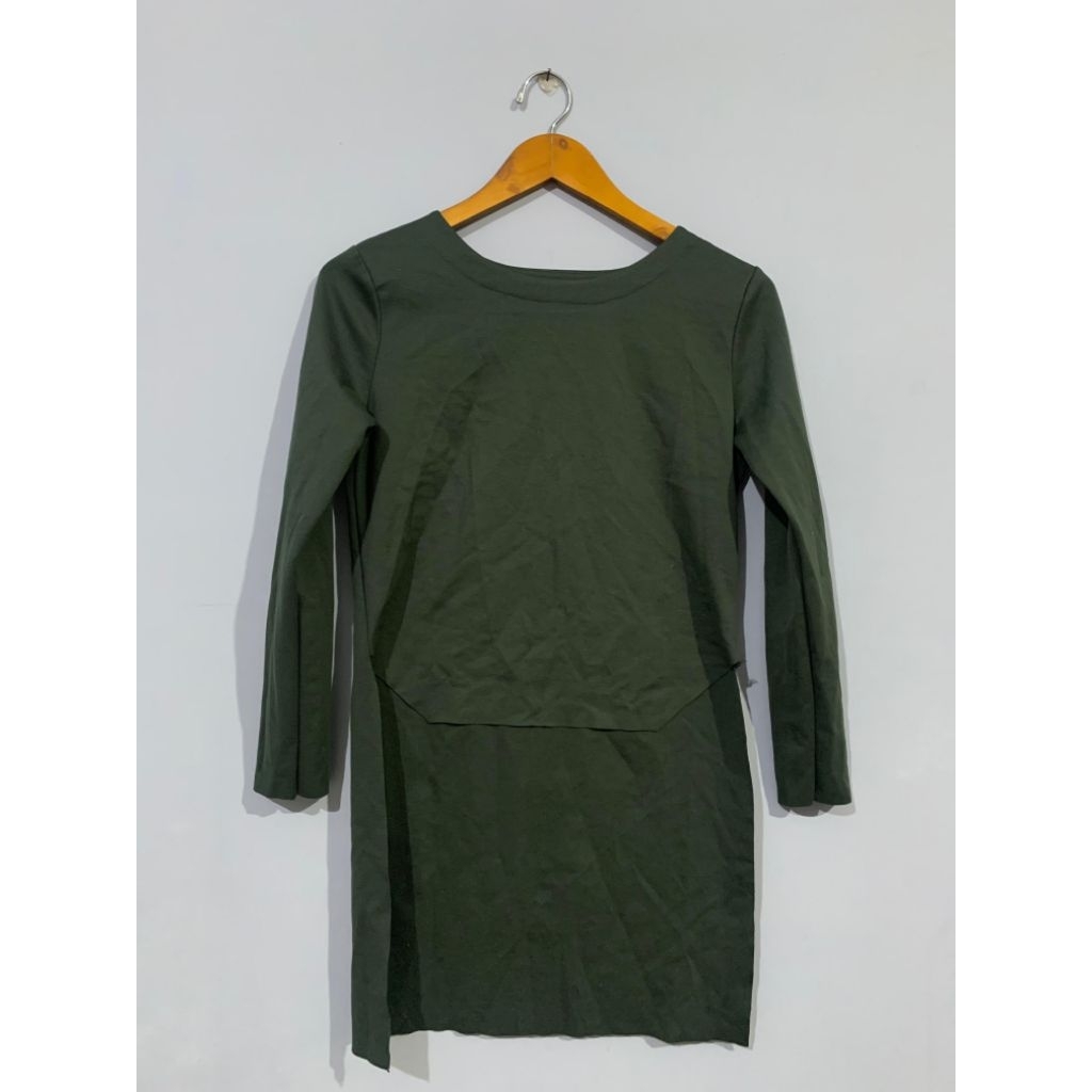 Preloved Baju Blouse Kaos Hijau Army