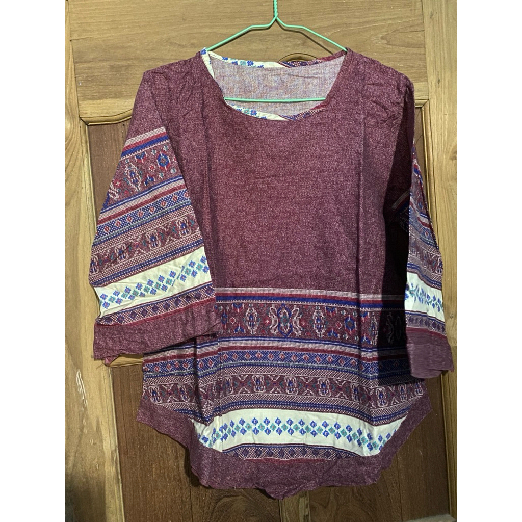 BLOUSE ATASAN ETNIK JUMBO WARNA MAROON