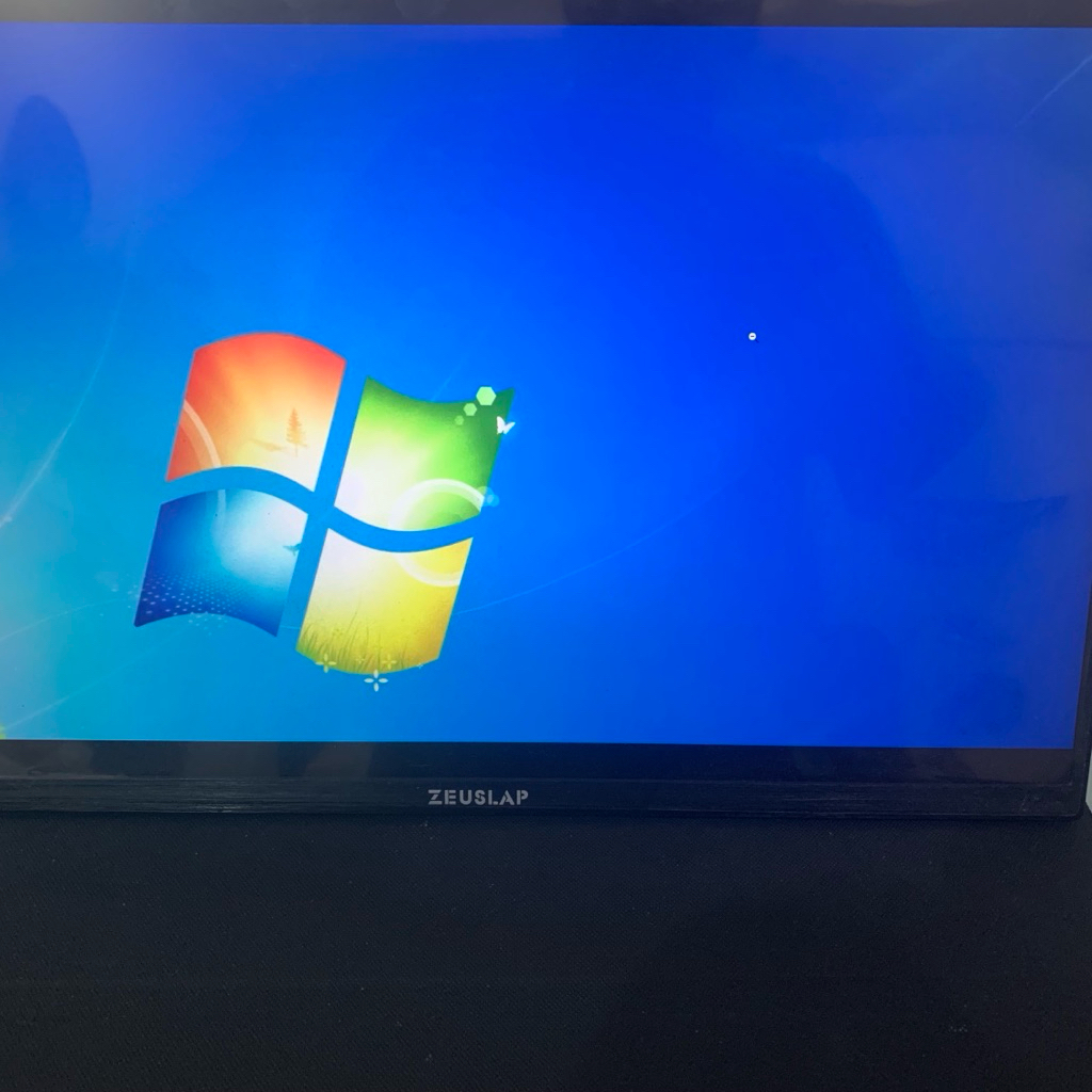 WTS Portable Monitor Zeuslap 16 inch 2.5k 144hz No Touchscreen