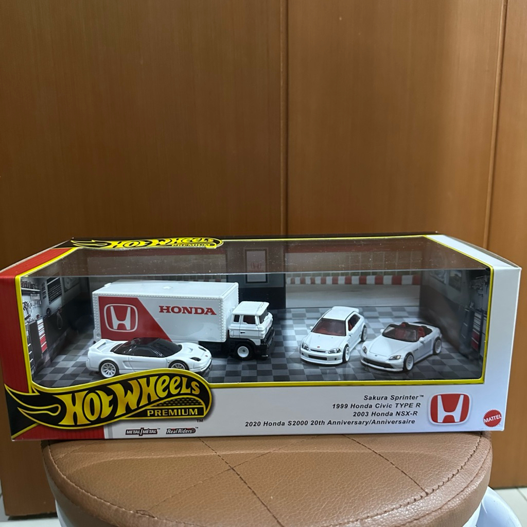 Hot Wheels Premium Display Set Honda Civic, s2000, NSX
