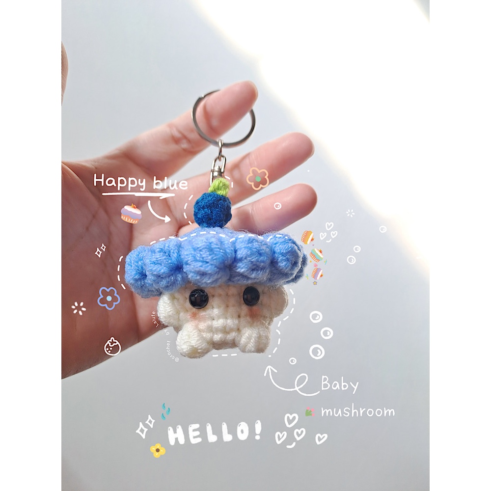 Mushroom cupcake crochet/ amigurumi/ keychain crochet