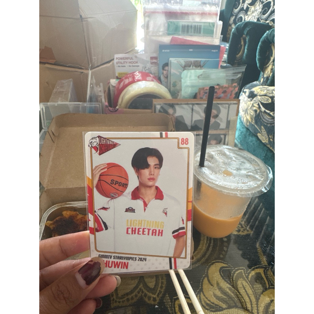 colectible card phuwin starlympic