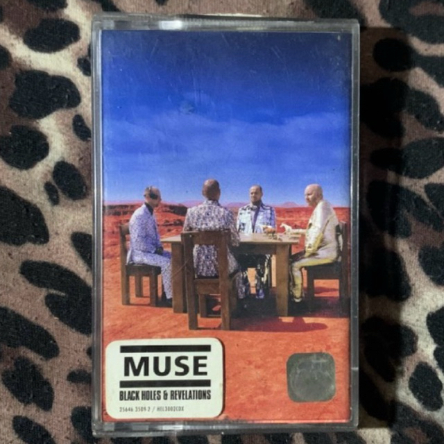 kaset muse - black holes & relevation (second original)