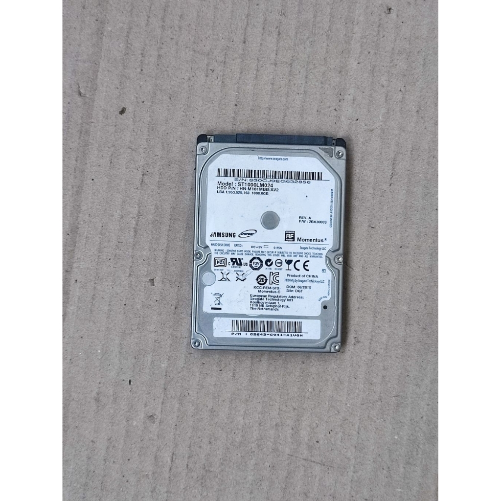 Hardisk laptop merk samsung  1TB rusak tidak detek