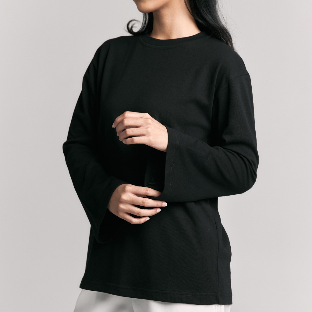 More with Eleven – Avira Oversized Long Sleeve Top | Kaos Wanita Lengan Panjang