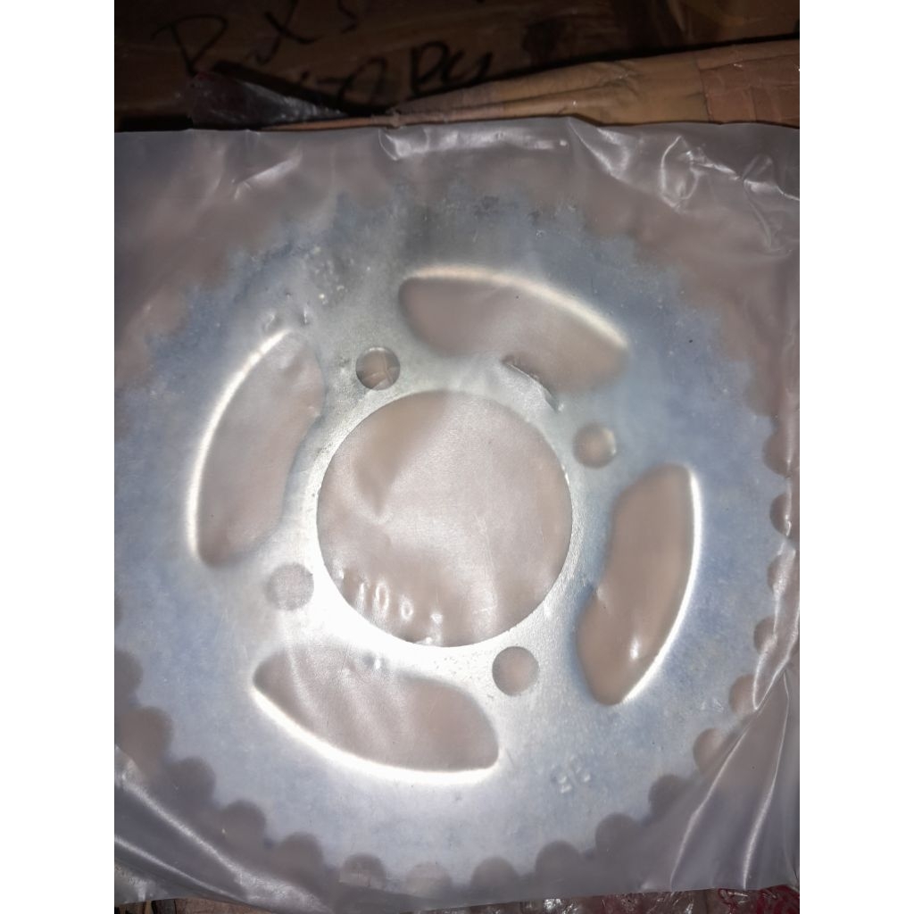 Gir Belakang Motor Fiz R, Shogun, dan Smash