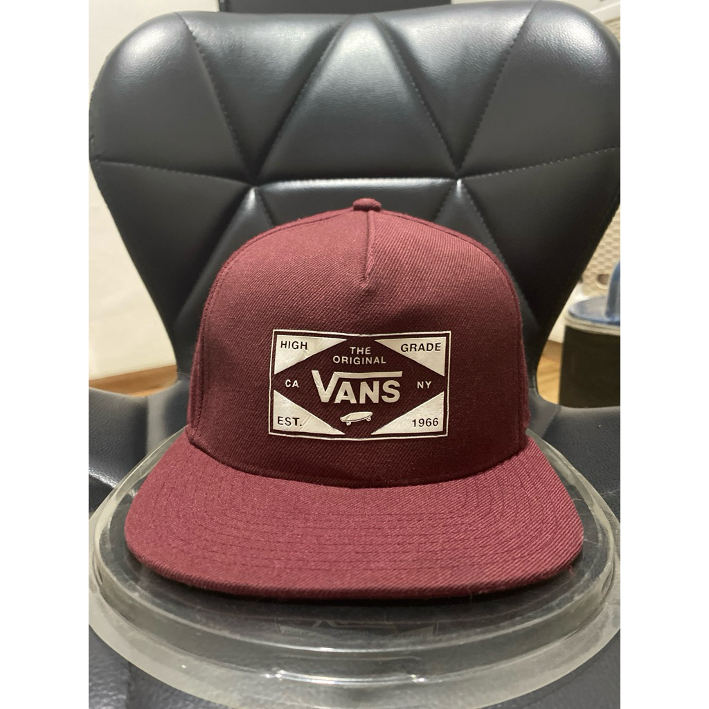 Topi Vans SnapBack Model Setelan Warna Maroon