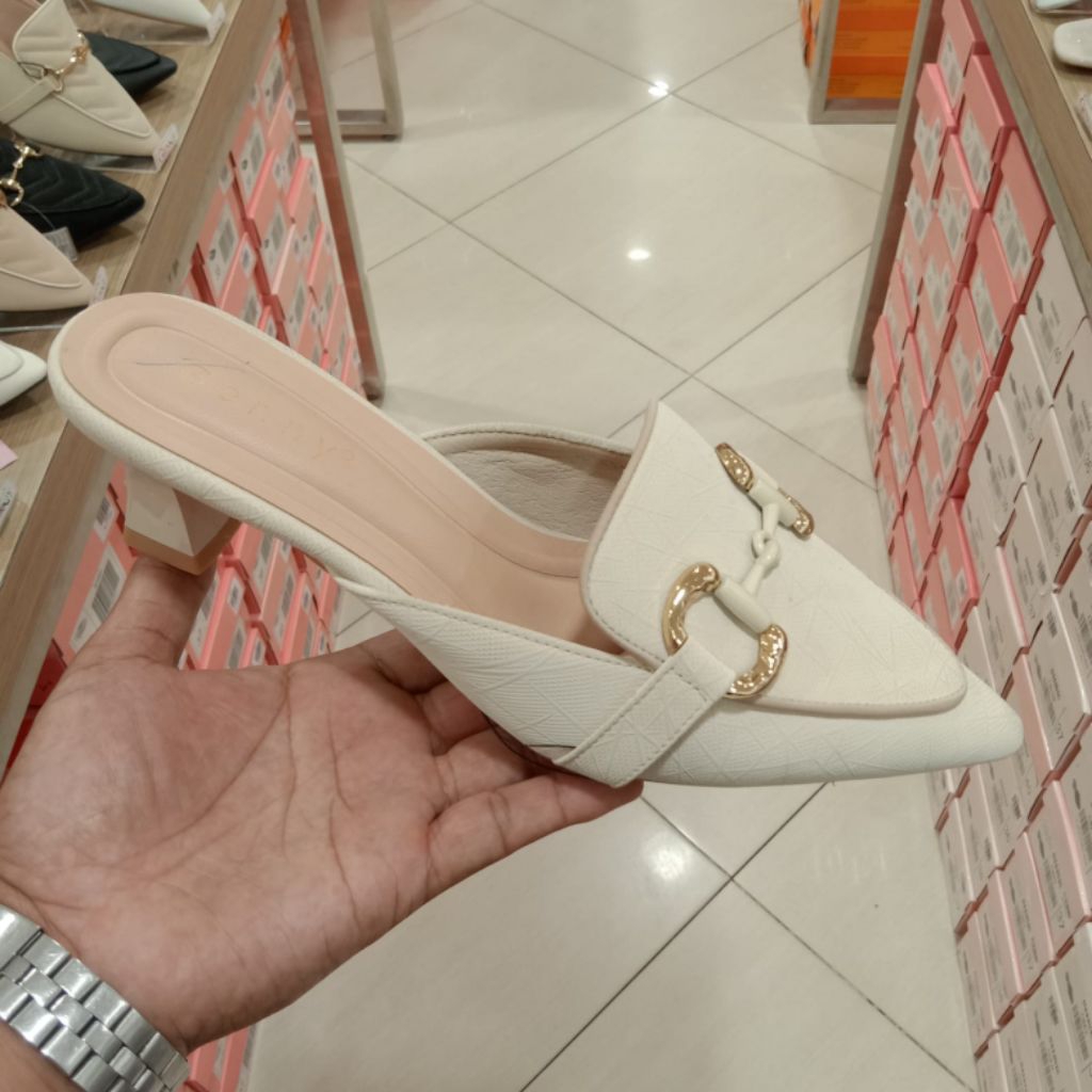 GENNY SANDAL BUSTONG HEELS LANCIP - SANDAL HEELS CANTIK - ORIGINAL