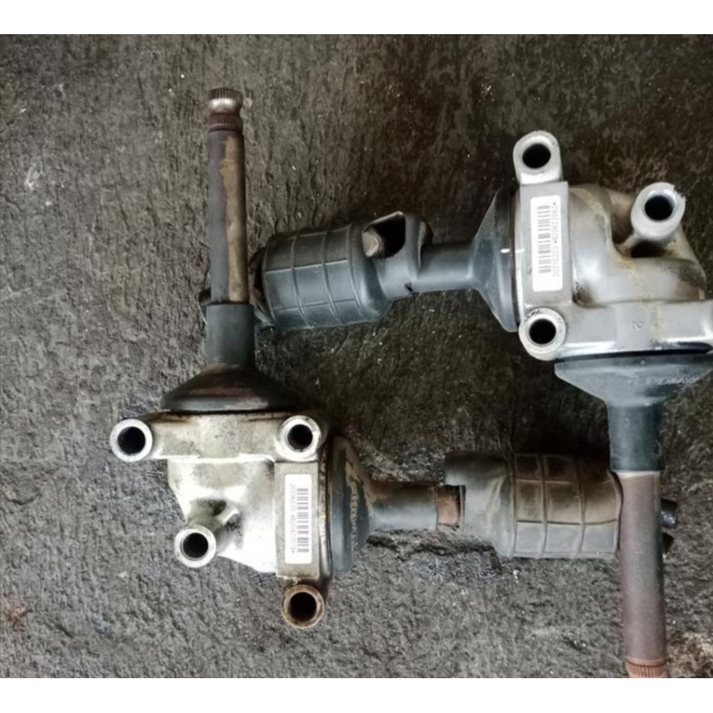 gear box stir isuzu traga original