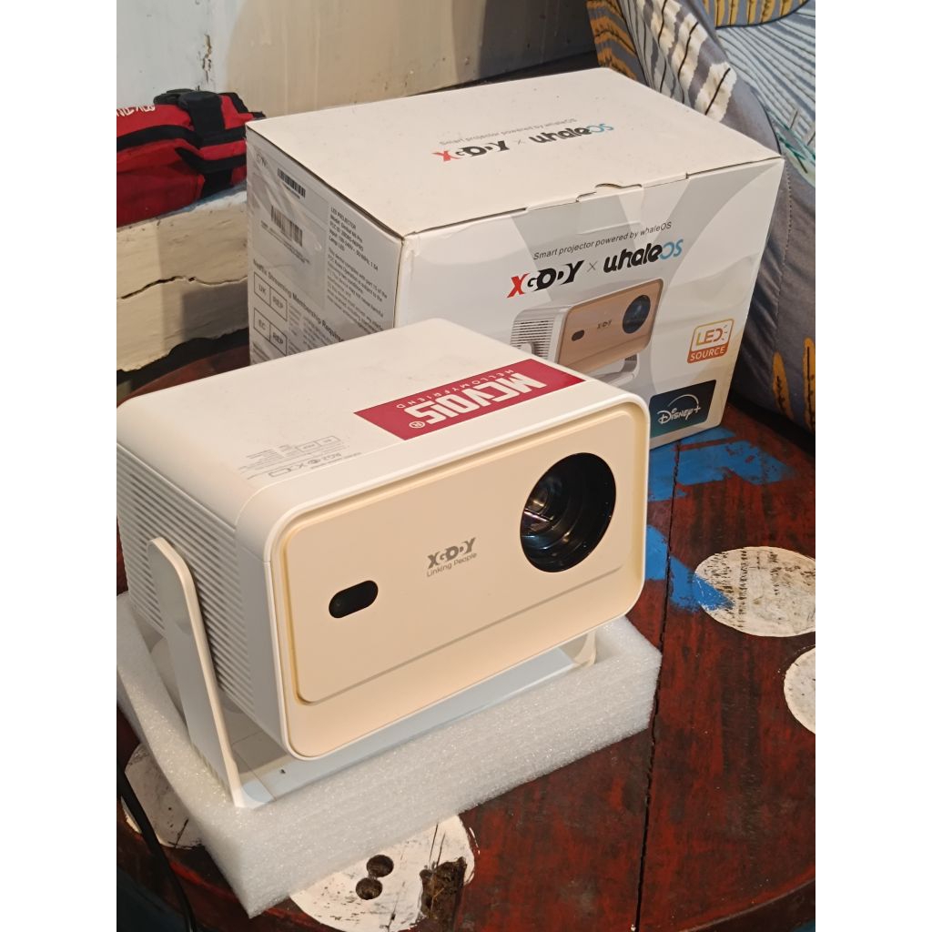 Proyektor XGODY gimbal N6pro