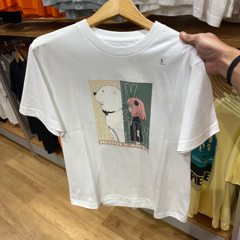 Jastip. Tshirt Uniqlo X Spy Family (MAN)