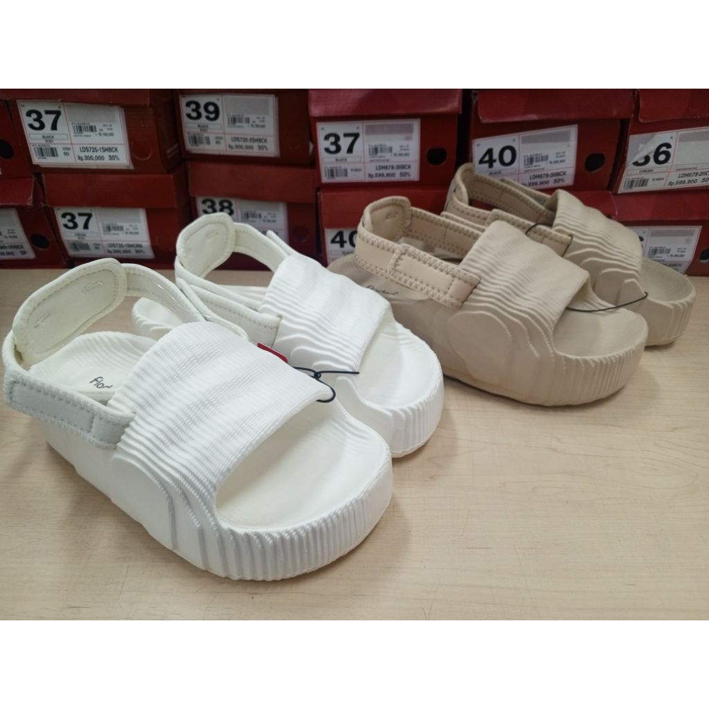 Fladeo sandal phylon wanita