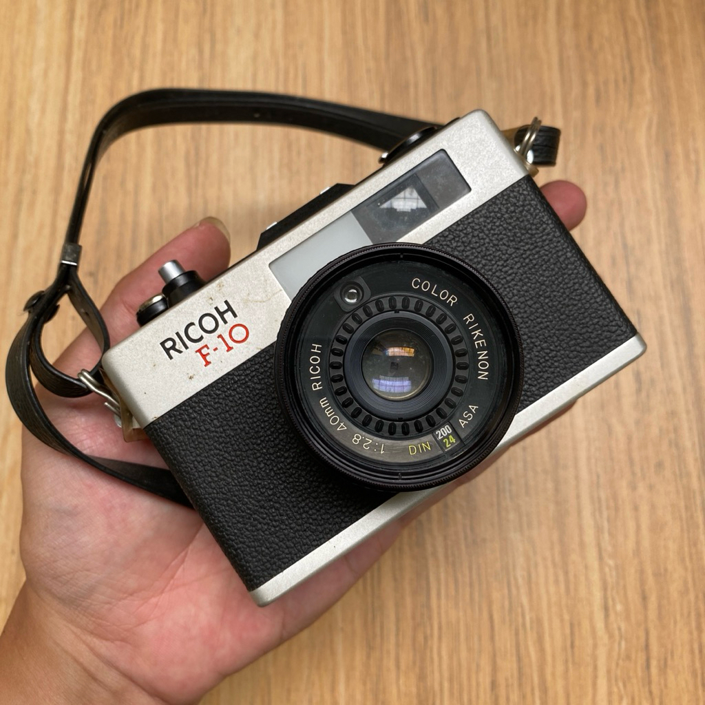 Kamera Second - Kamera Analog Ricoh F-10
