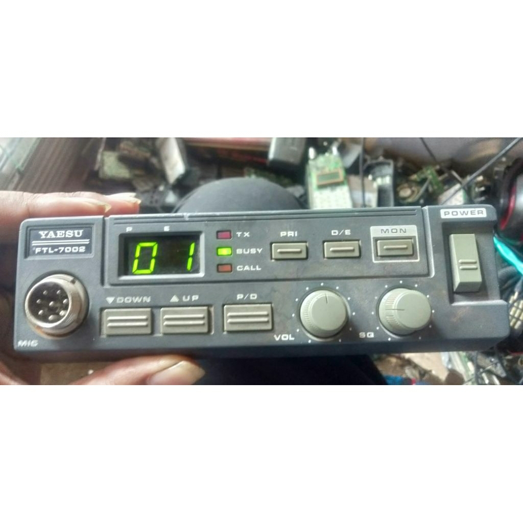 Rig yaesu ftl7002 UHF