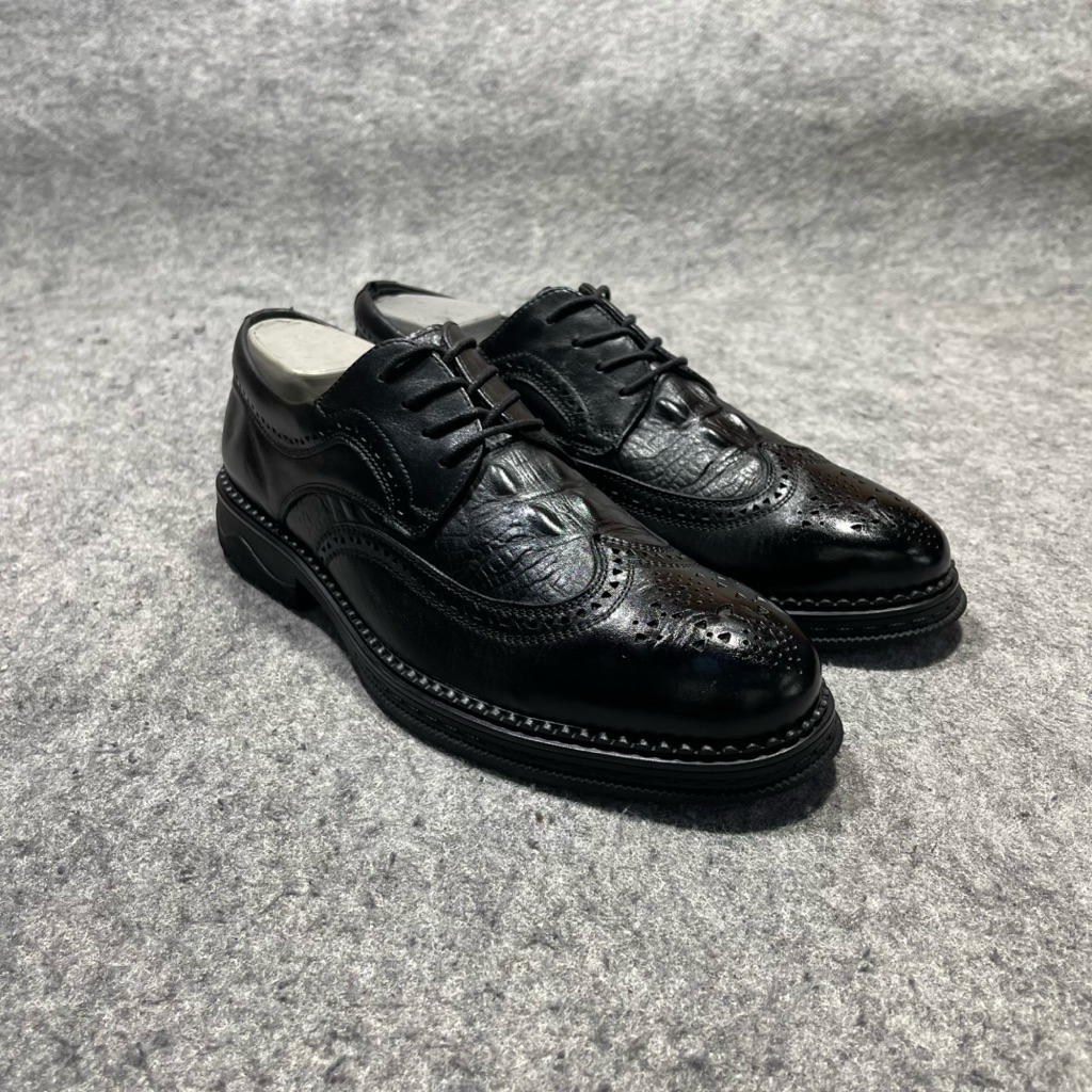 Dre’s shoes brogues wingtip shoes