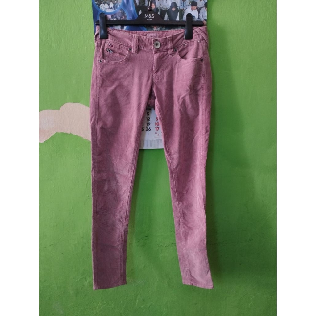 celana Corduroy Tommy Hilfiger