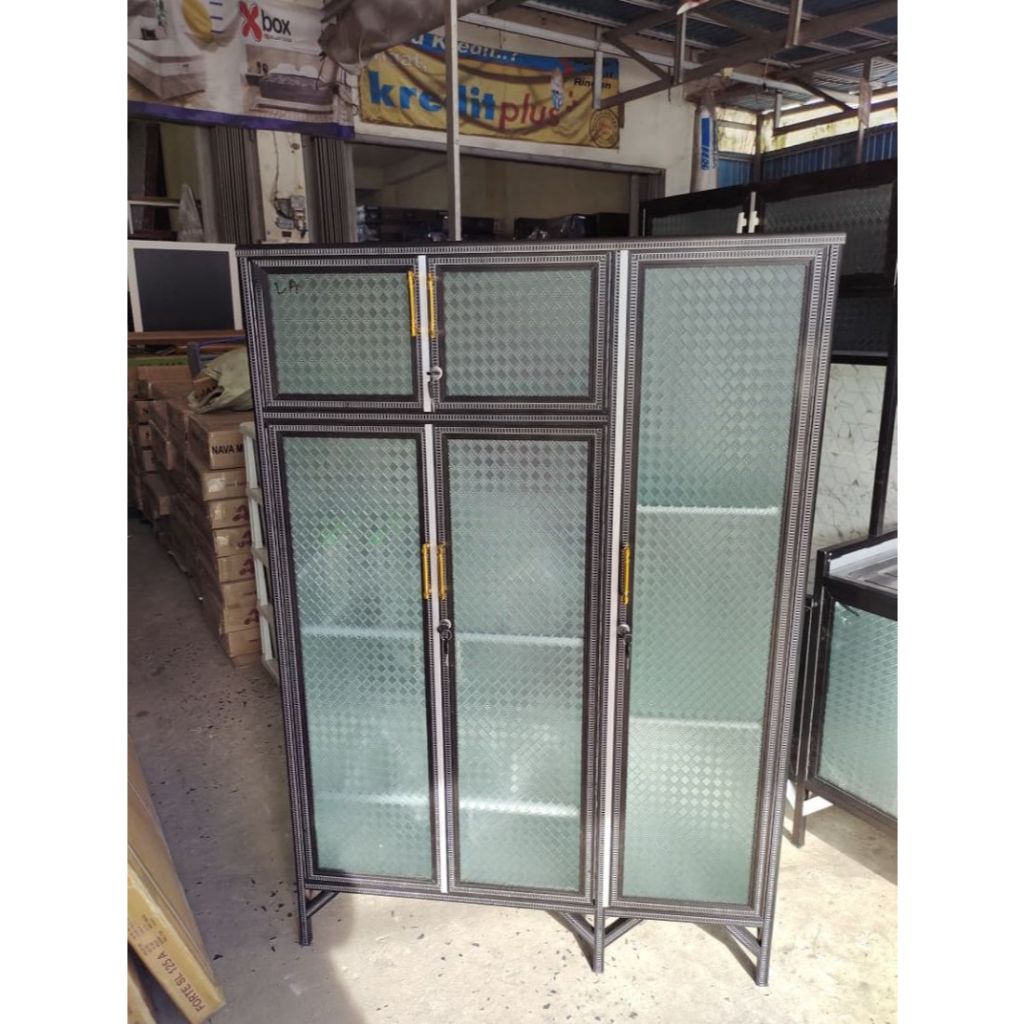 LEMARI RAK PIRING KACA TANGGUNG 5 PINTU BANJARMASIN