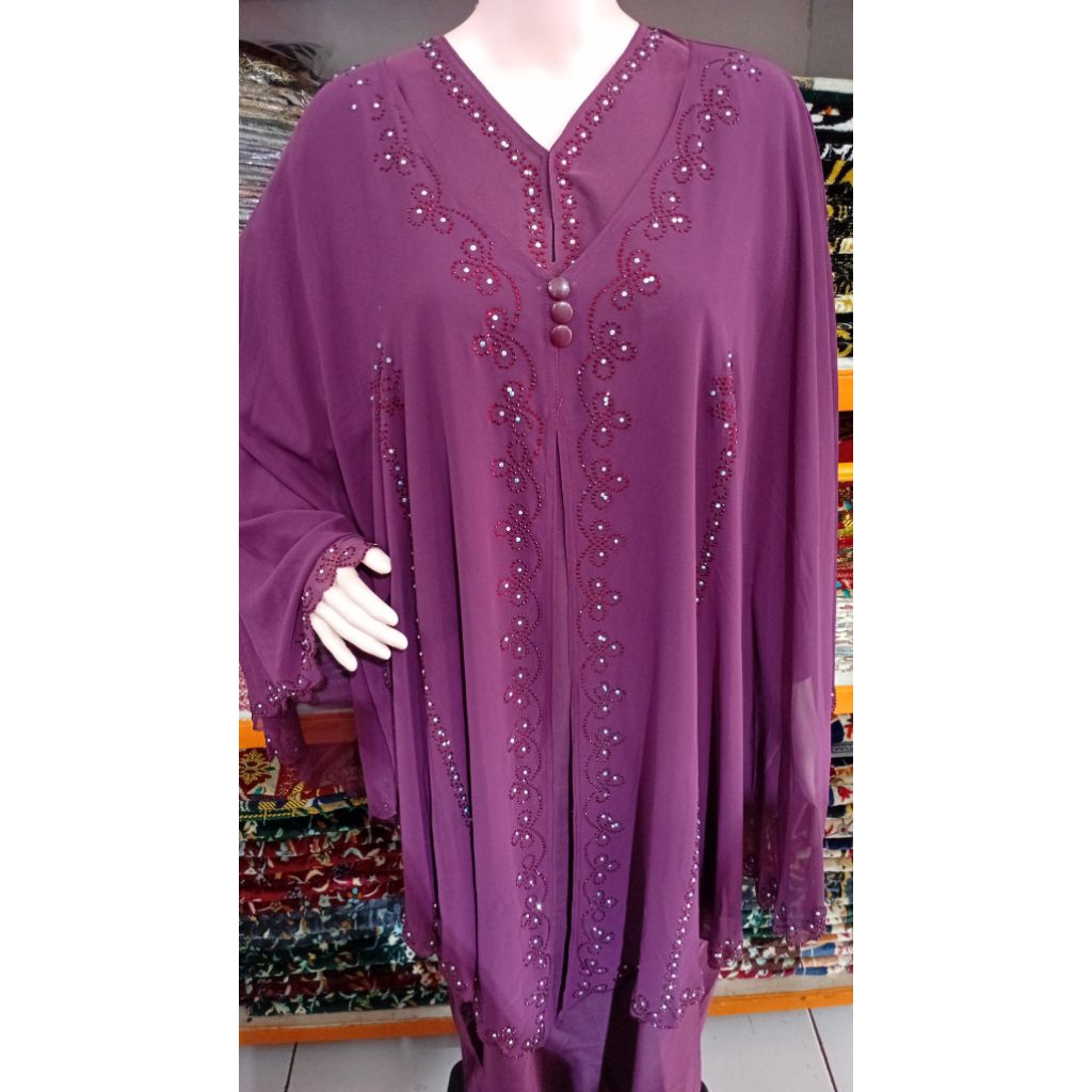 Abaya Saudi Kelelawar