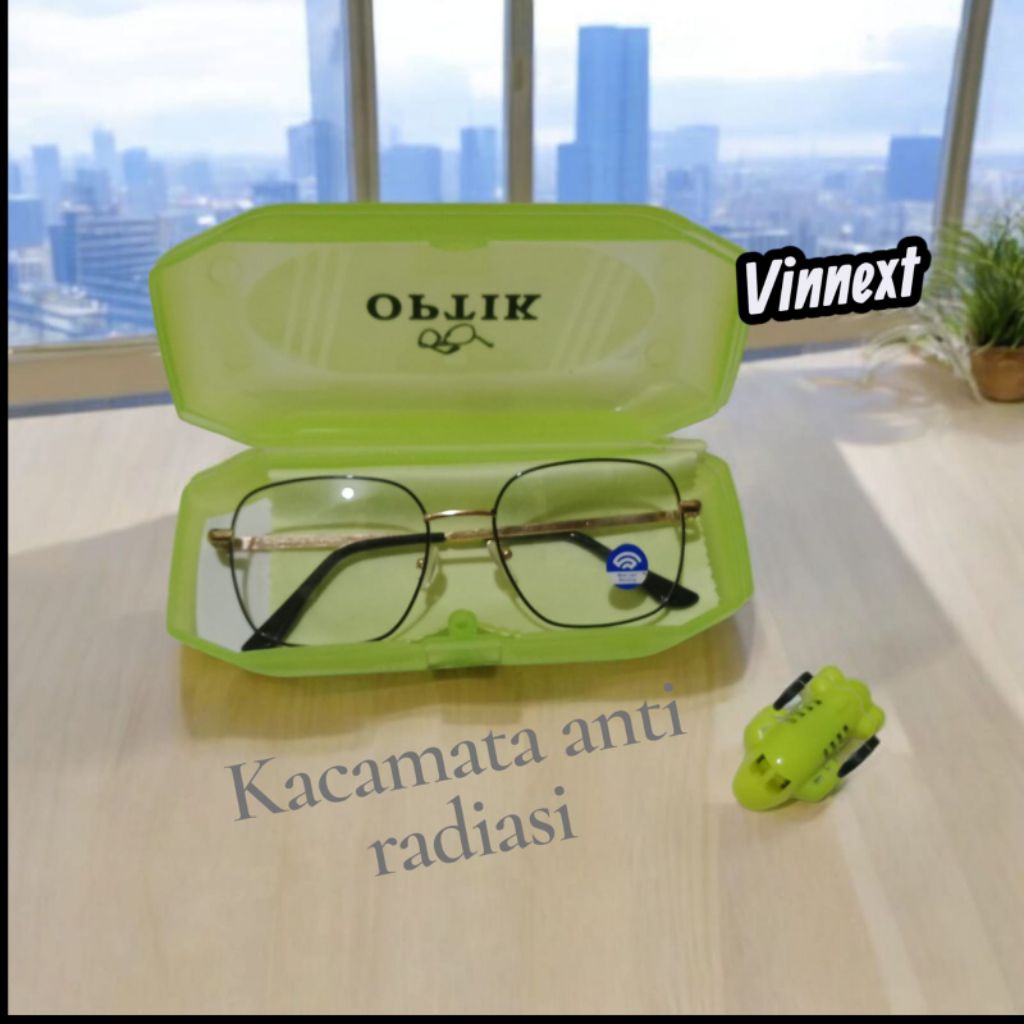 Kacamata kotak Bening Transparan Kacamata Anti Radias Kacamata Wanita Fashion Aksesoris Sunglasses