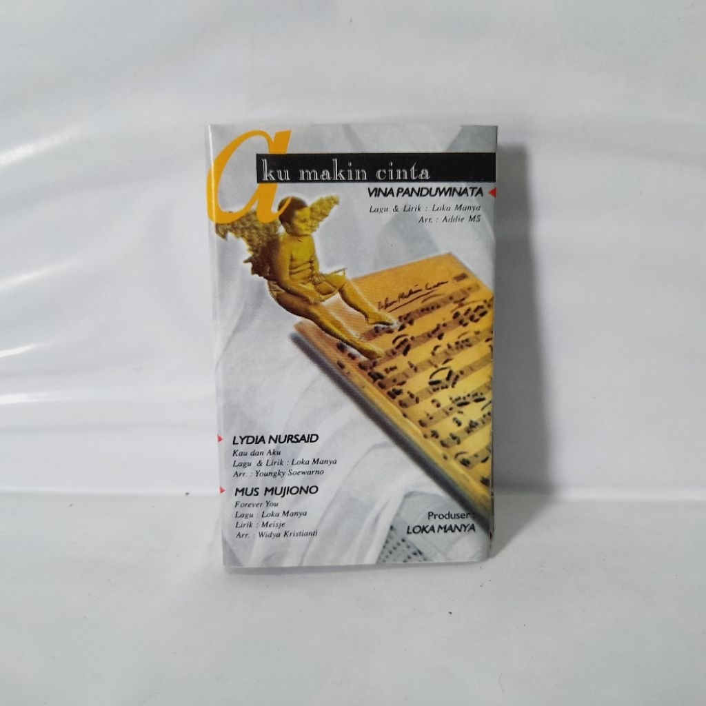Kaset Vina Panduwinata - Aku Makin Cinta