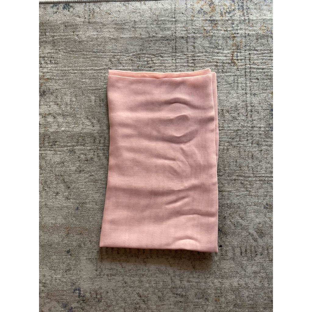 Preloved - Hijab segi empat