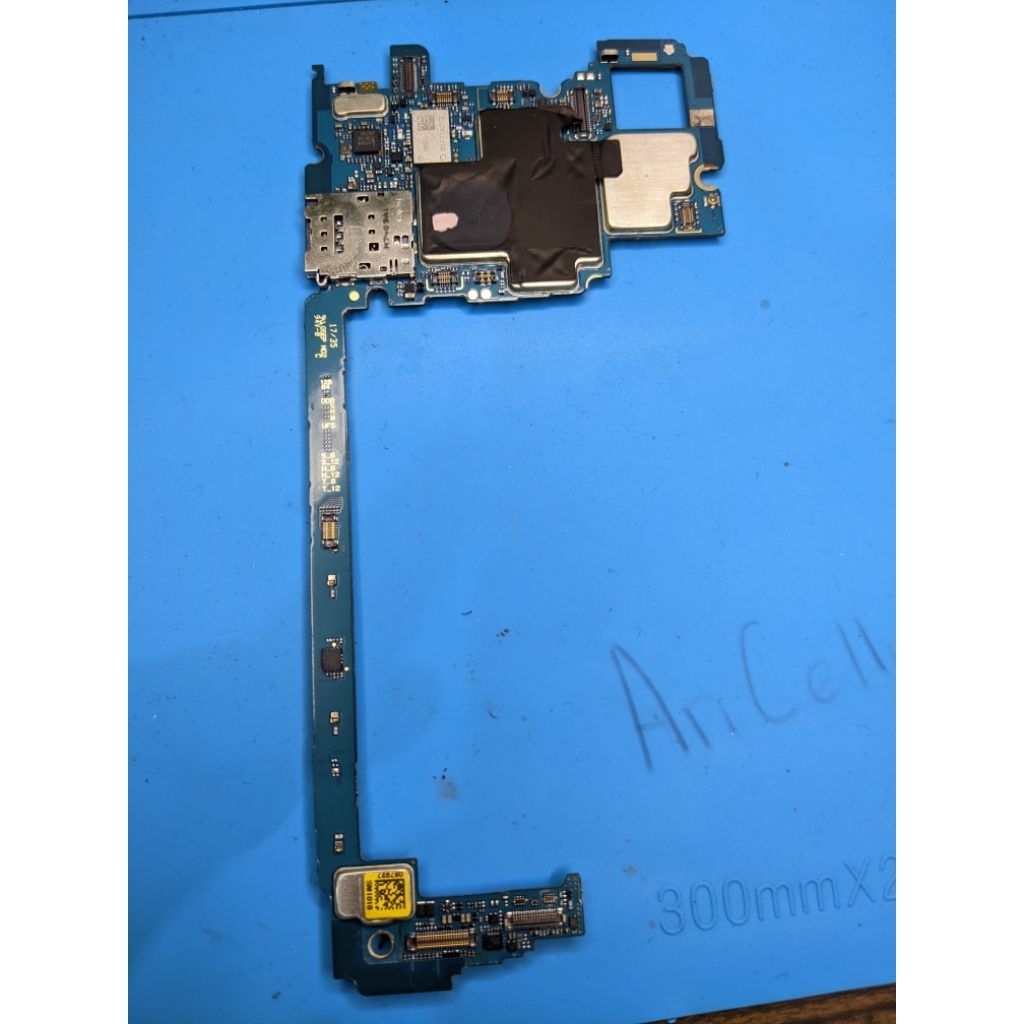 MESIN GOOGLE PIXEL 2 XL 4/64 NORMAL, PERAWAN DESA