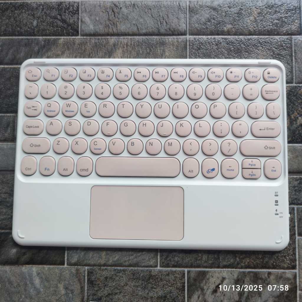 Bekas Second Keyboard Mousepad Bluetooth Charge USB Type C untuk Laptop HP TV Android