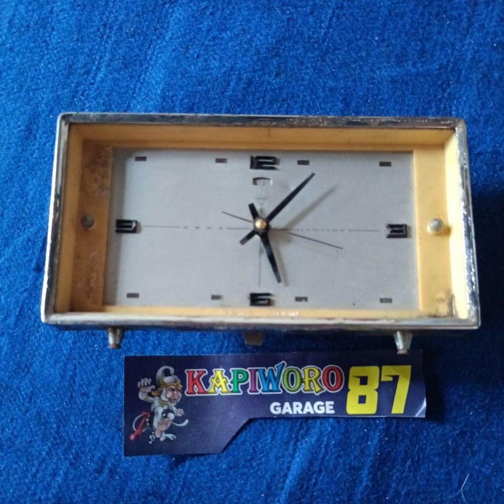 jam meja jadul bahan vintage