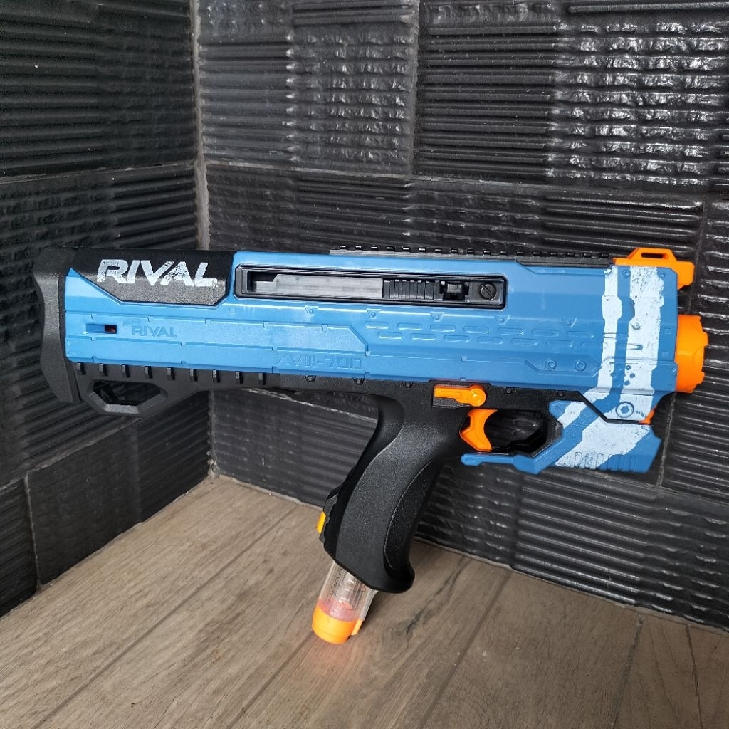 Nerf Rival Helios XVIII-700