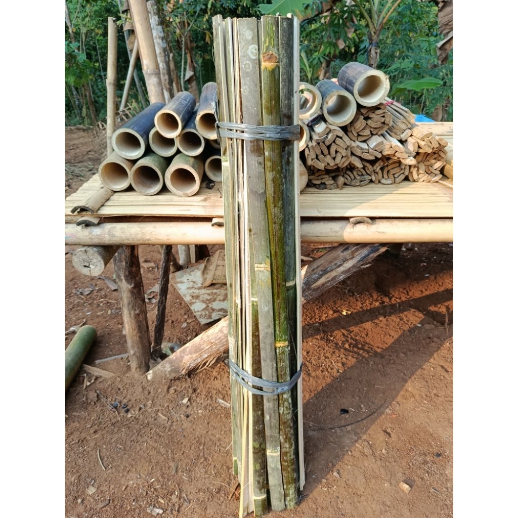 Bambu hitam bilah ukuran 100 CM, 1 iket isi 10 untuk anyaman dan kerajinan tangan, dan pagar