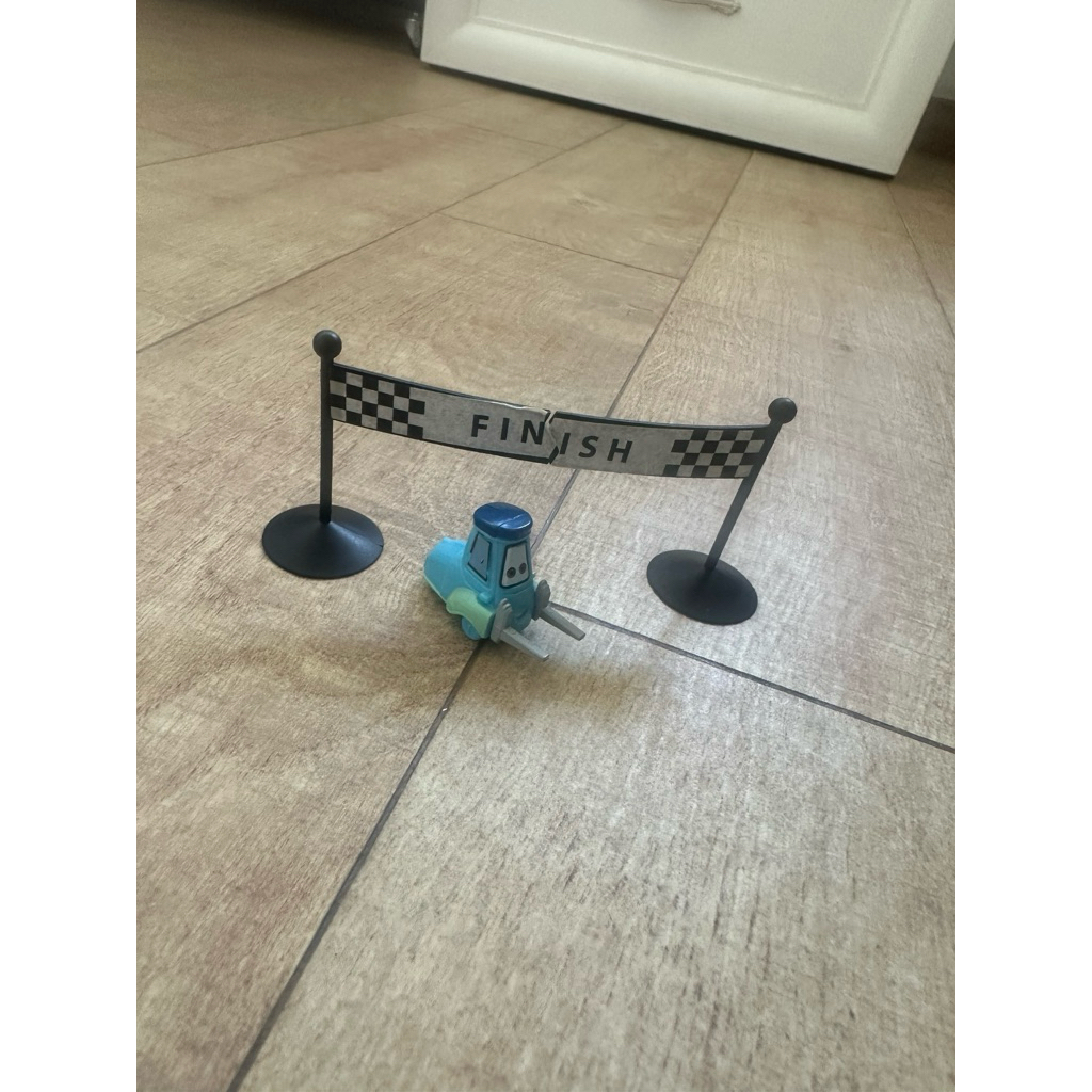 toy car