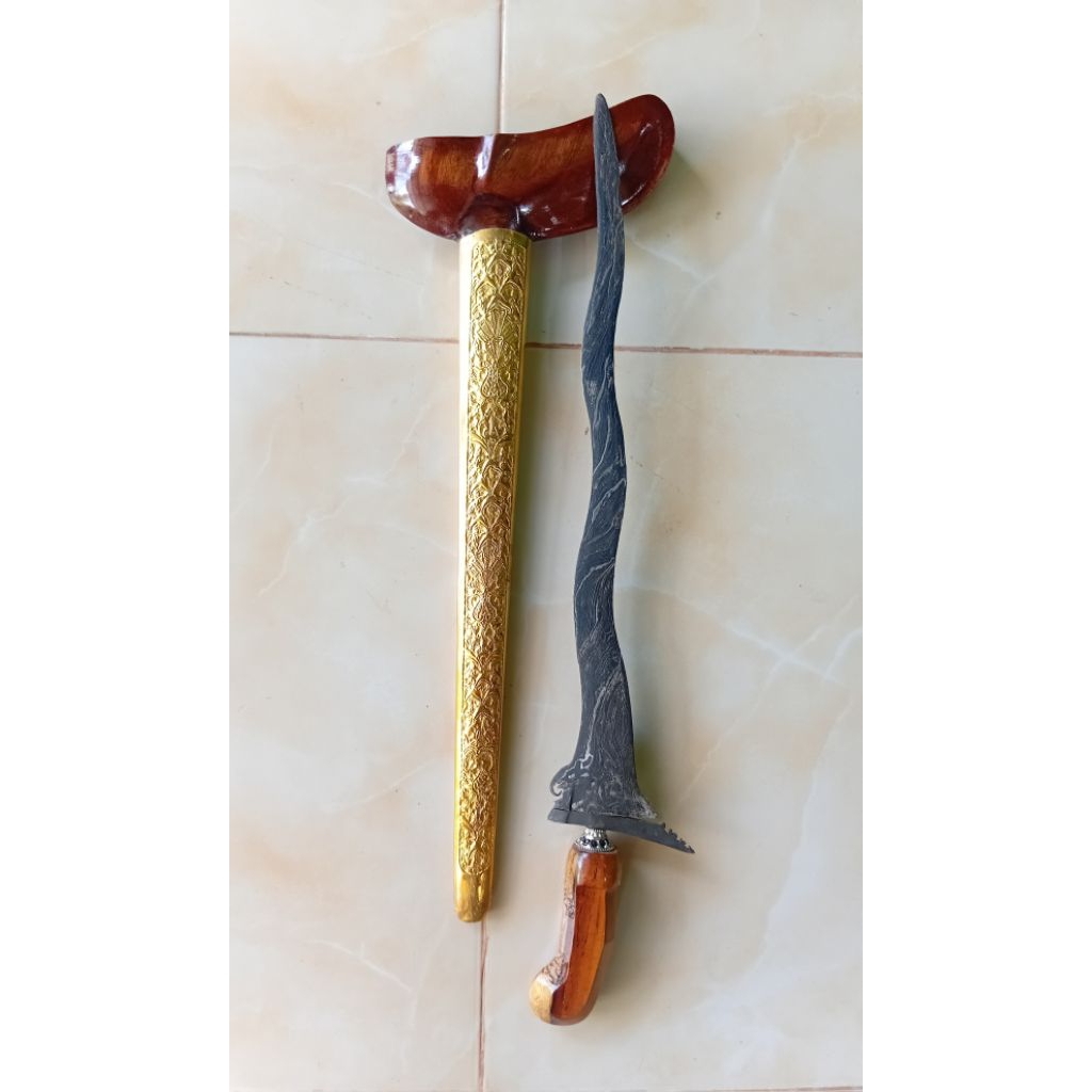 Keris Pendawa Cinarito Luk 5 Pamor Ngubet / Buntel Mayit