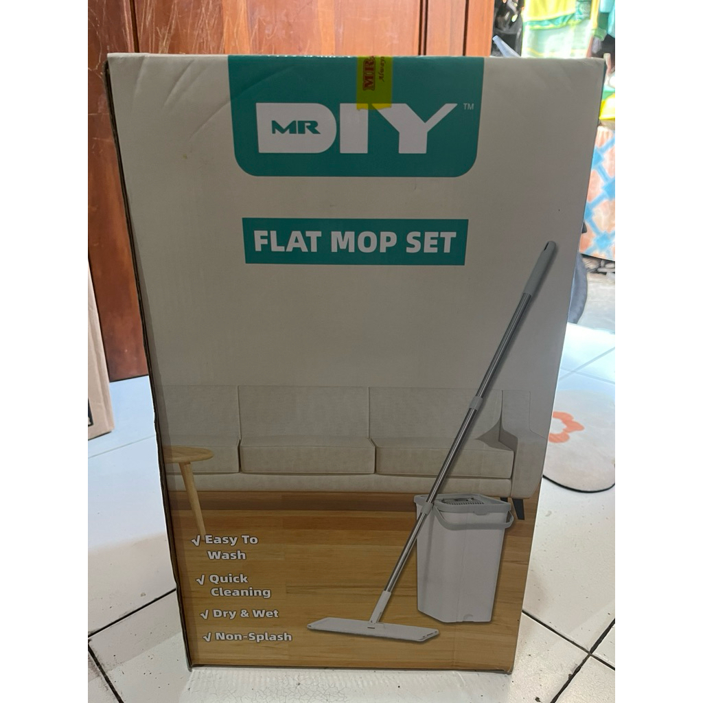 Mr DIY flat mop set