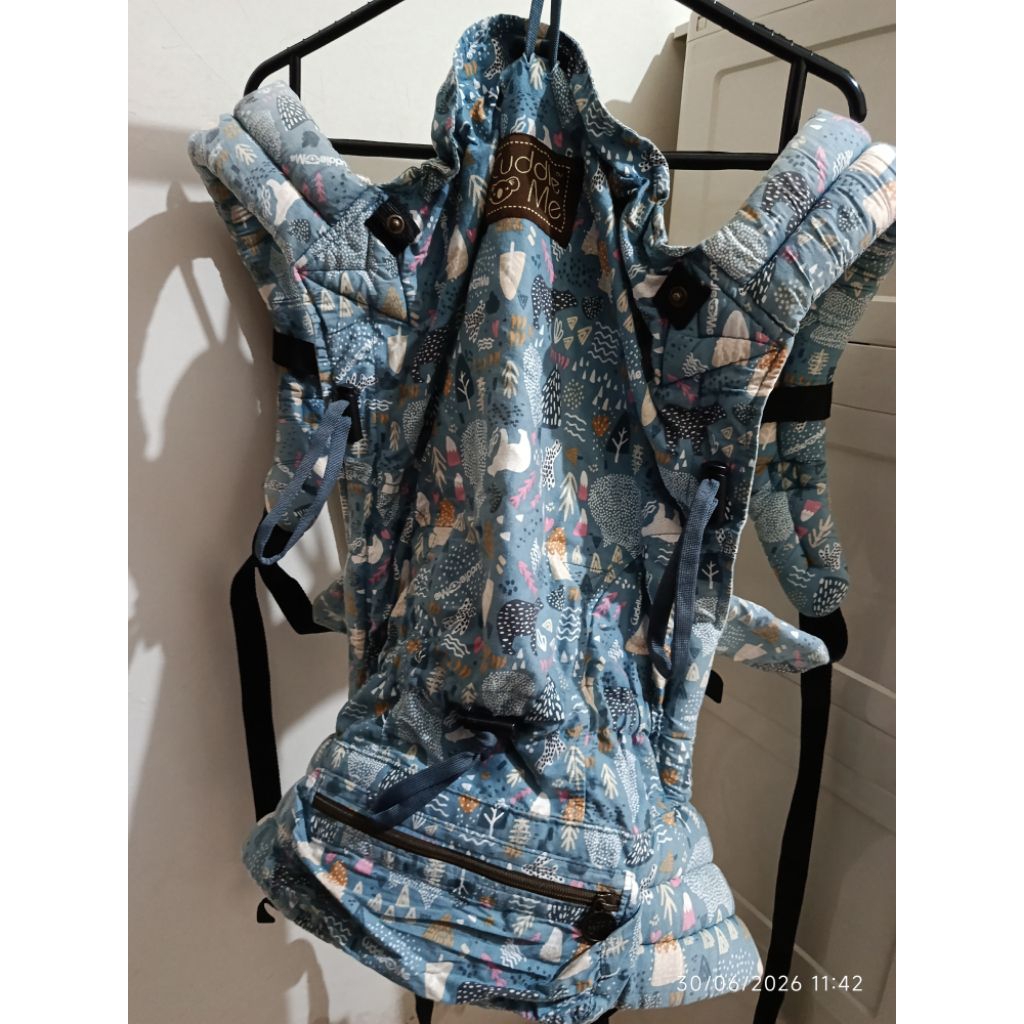 cuddle me levana gendongan preloved