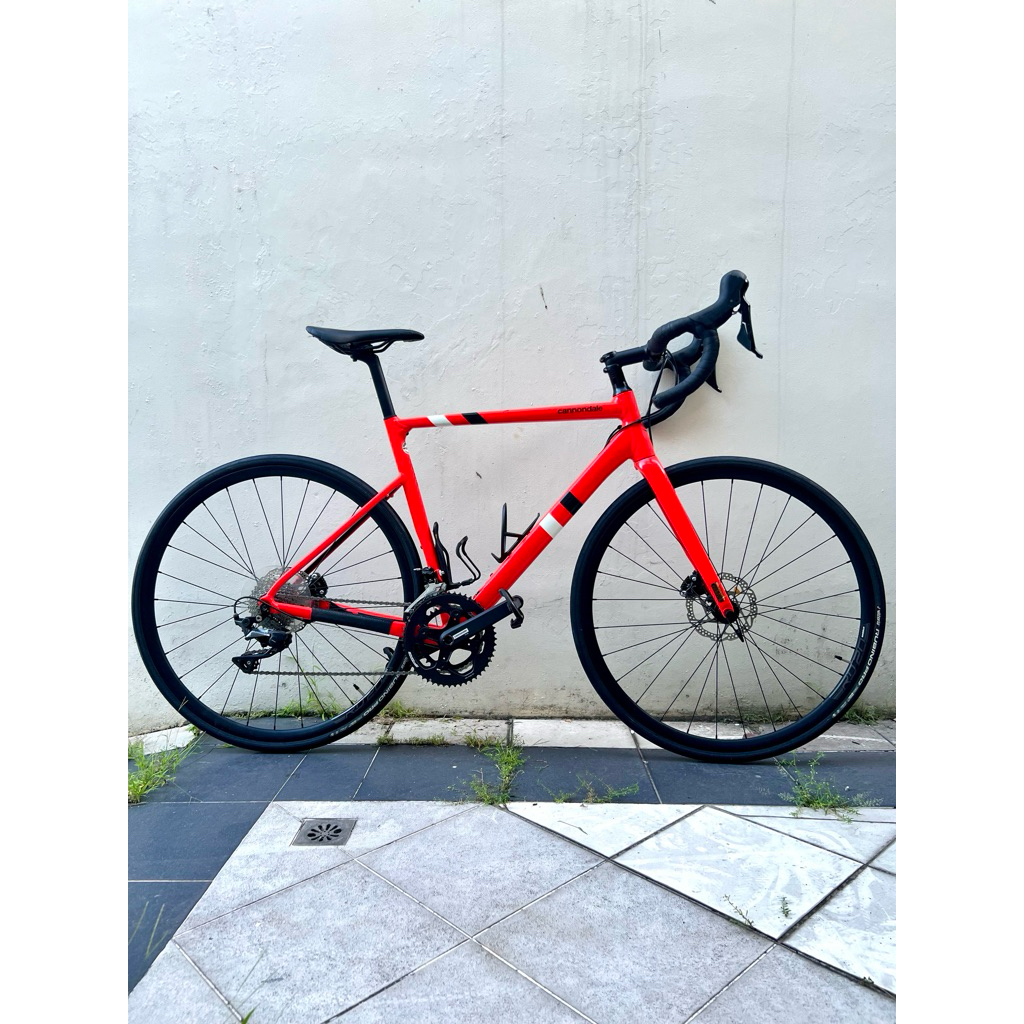 Cannondale CAAD13 2021 Neon Orange