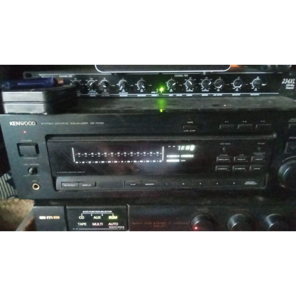 EQUALISER KENWOOD GE-7030