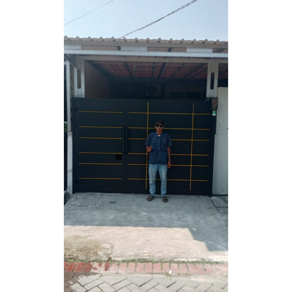 pintu + pagar dorong