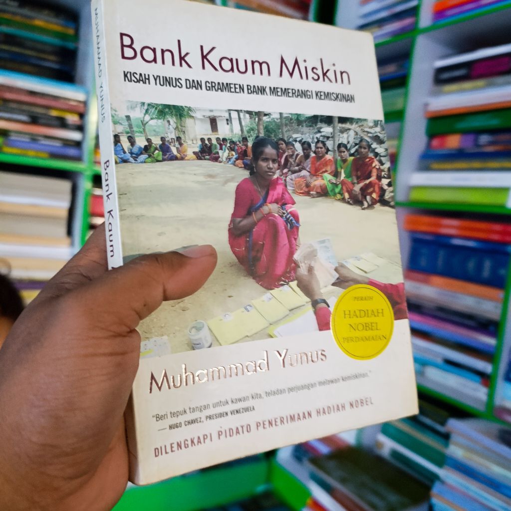 buku bank kaum miskin kisah Yunus dan grameen bank memerangi kemiskinan - Muhammad Yunus Original